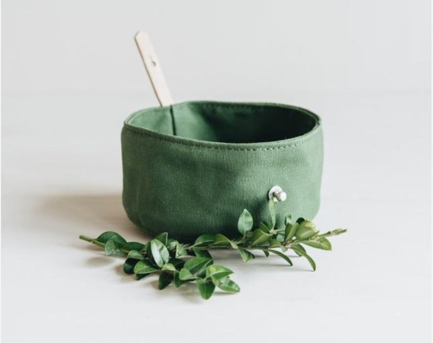 Pet Folding Drinking Water Feeding Bowl